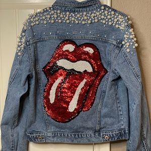 Blue jean jacket with pearls
